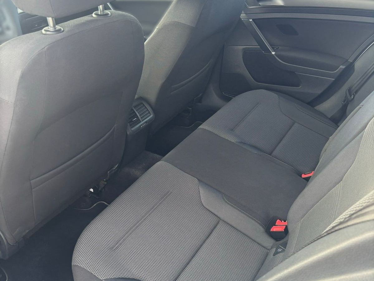 rent a vw golf 7 in albania